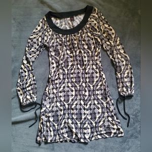 Dressy/casual dress Size small (6)
